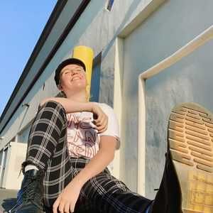 Meet your Posher, Kasie